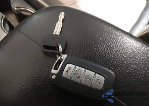 2013 Kia Sorento Sx V6 z USA, uszkodzony, nr VIN 5XYKWDA2XDG314060